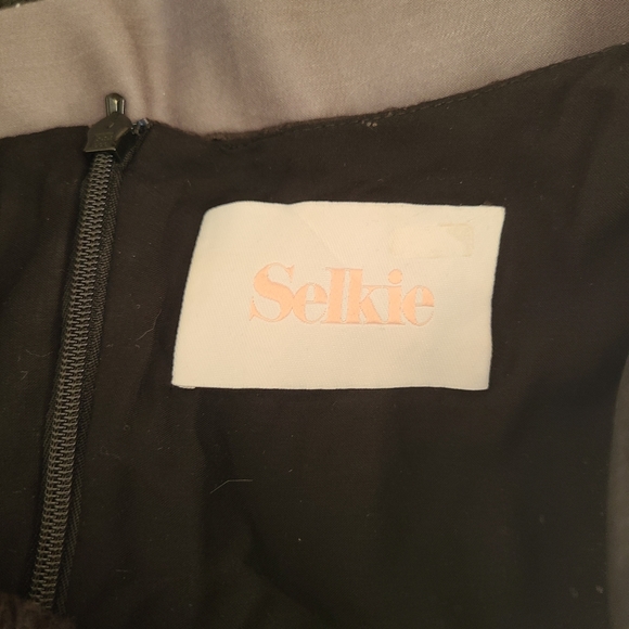 Selkie Beach Day Dress in Caviar Eyelet Lace - Picture 6 of 8